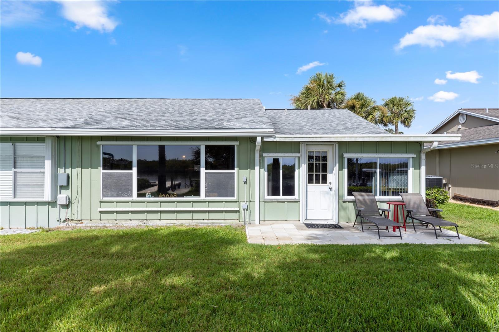 1232 HARBOUR POINT DR