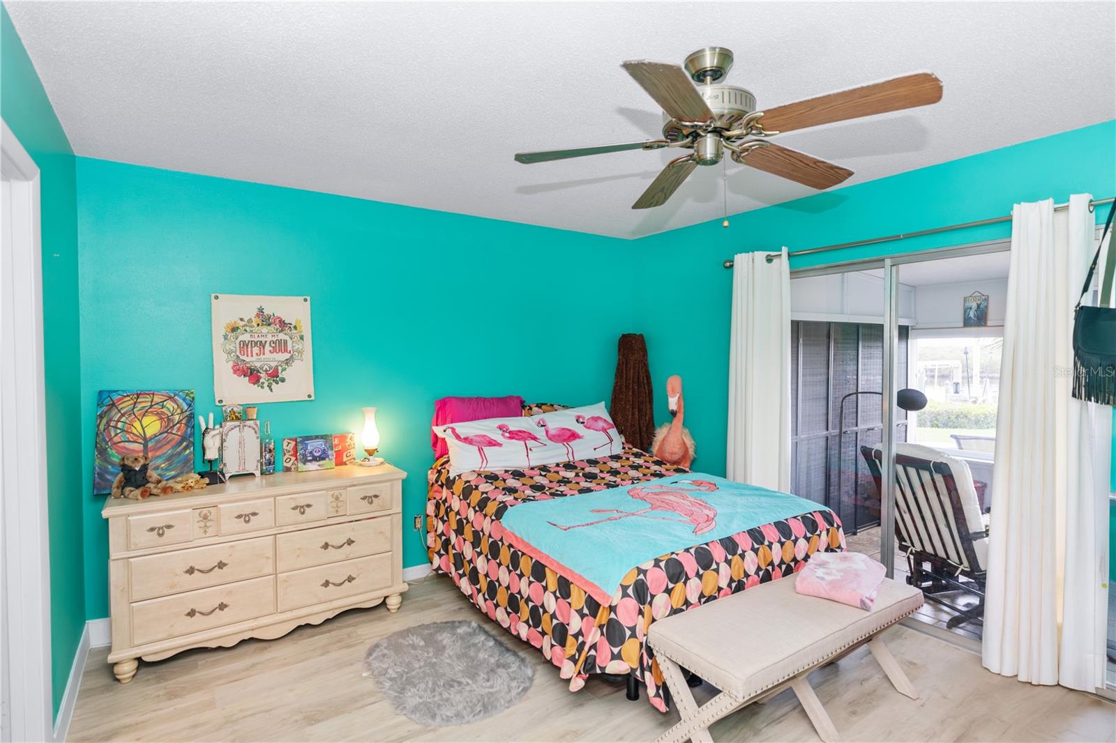 1232 HARBOUR POINT DR