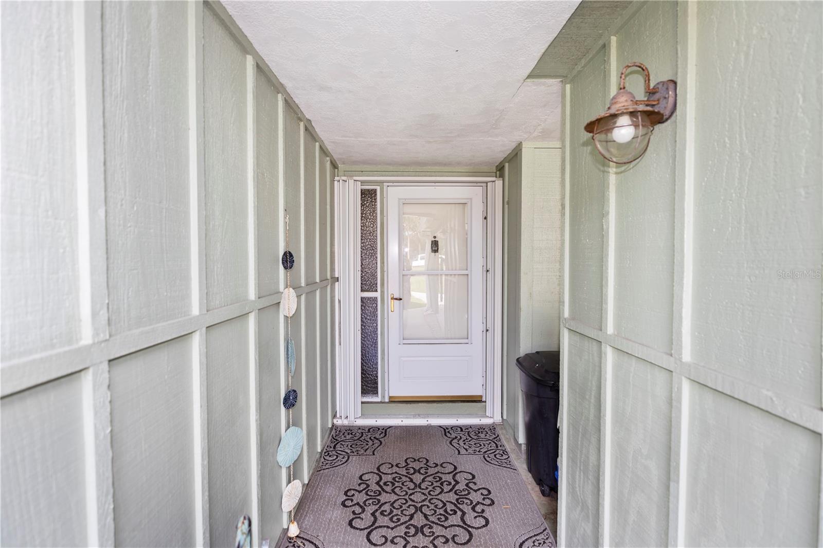 1232 HARBOUR POINT DR