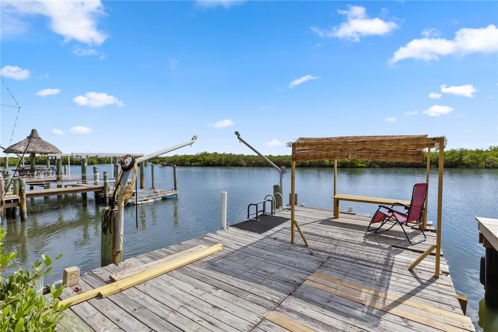 1232 HARBOUR POINT DR