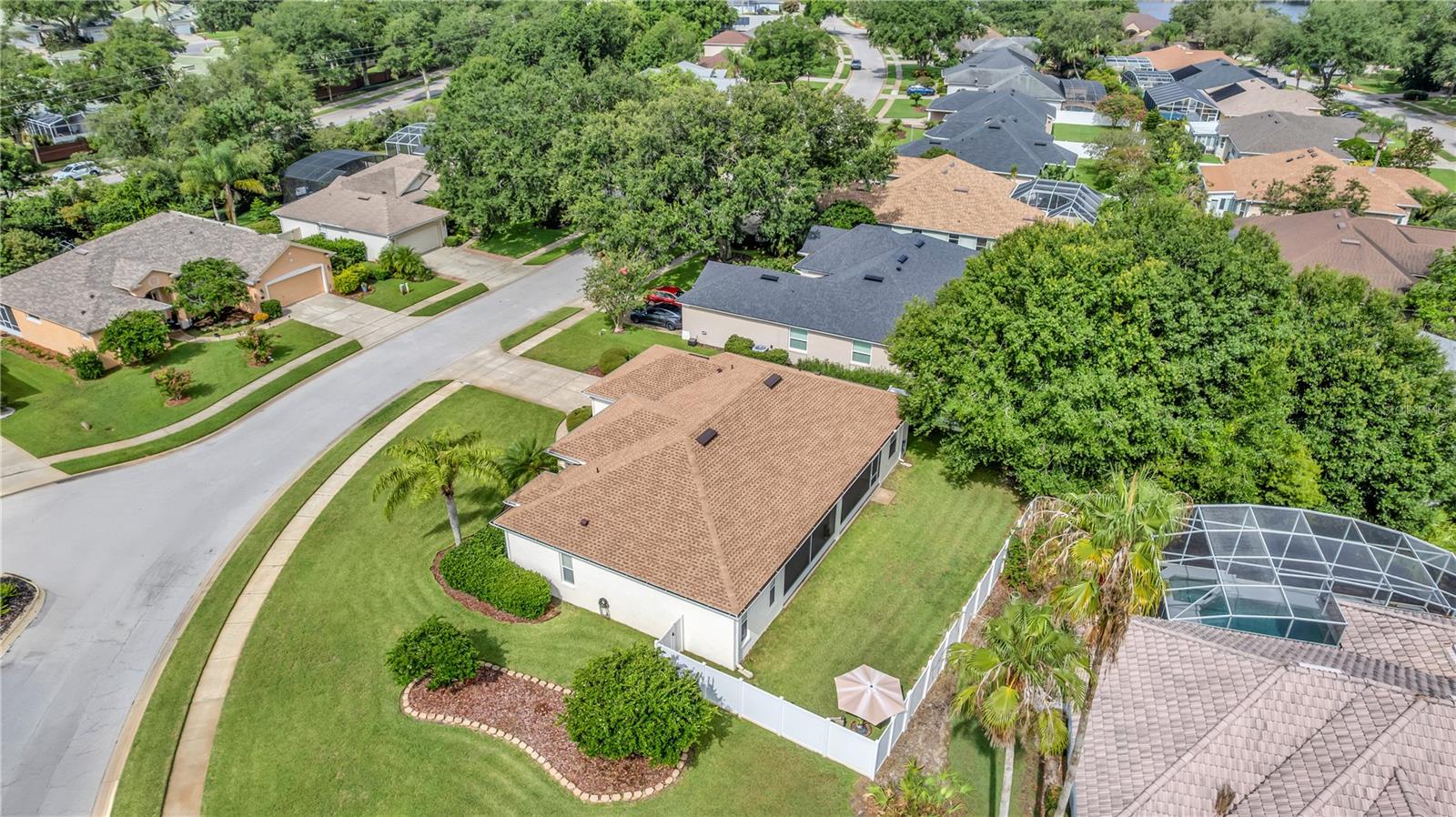 460 QUAIL HILL DR
