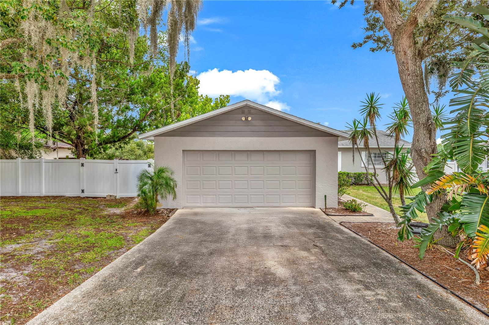 1248 RUSSELL DR