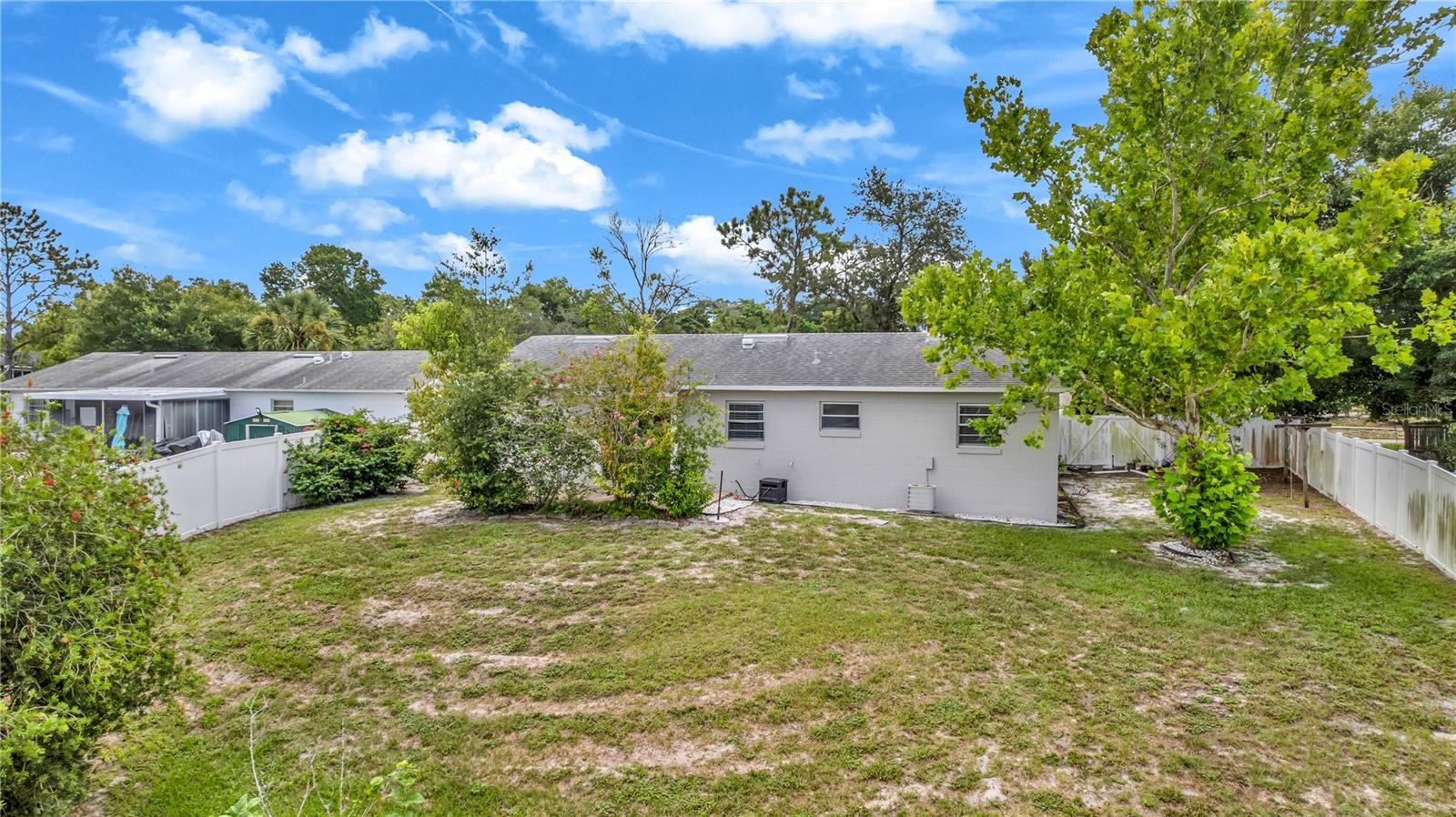 1248 RUSSELL DR
