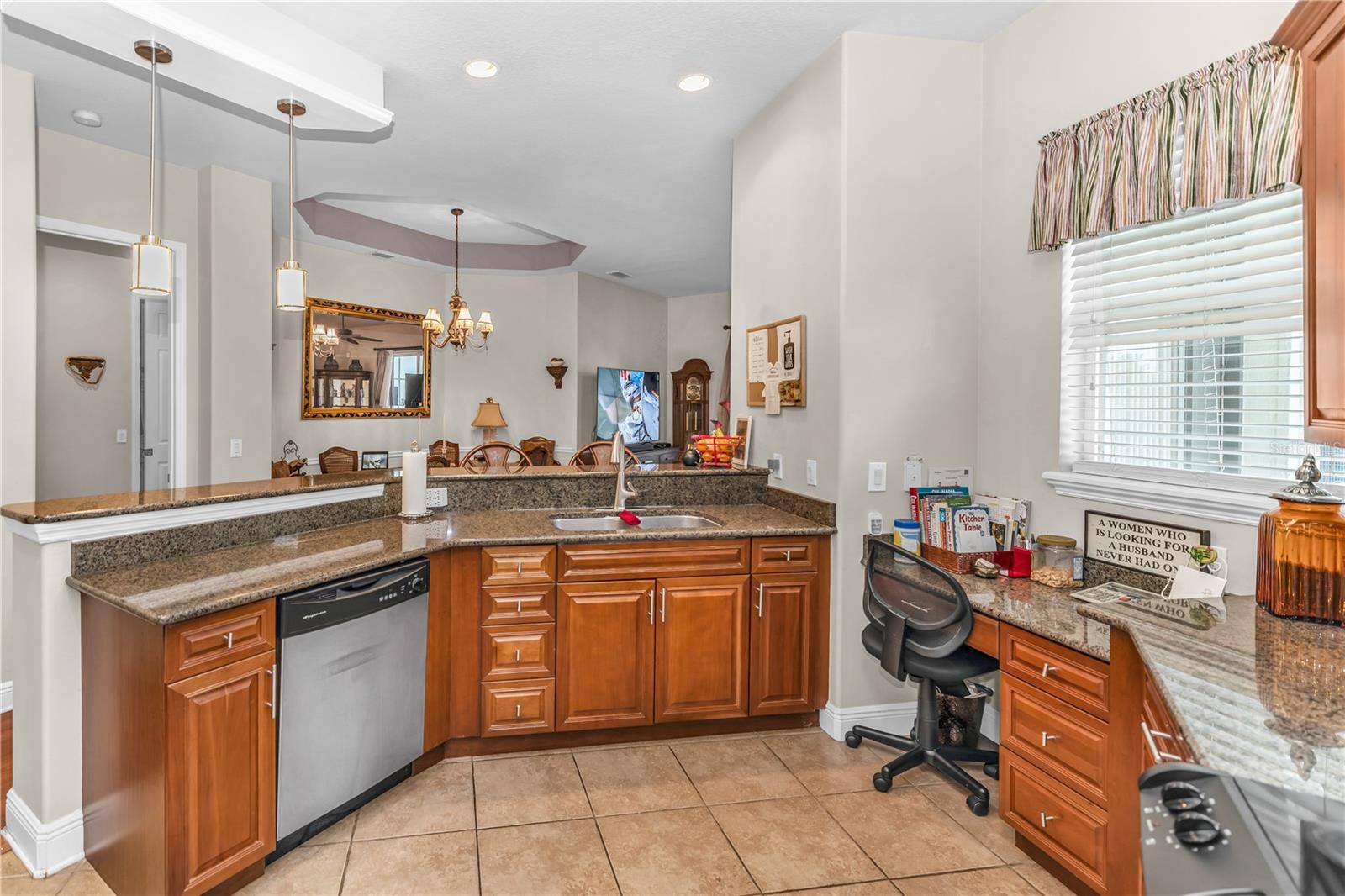 132 LOWER LAKE CT