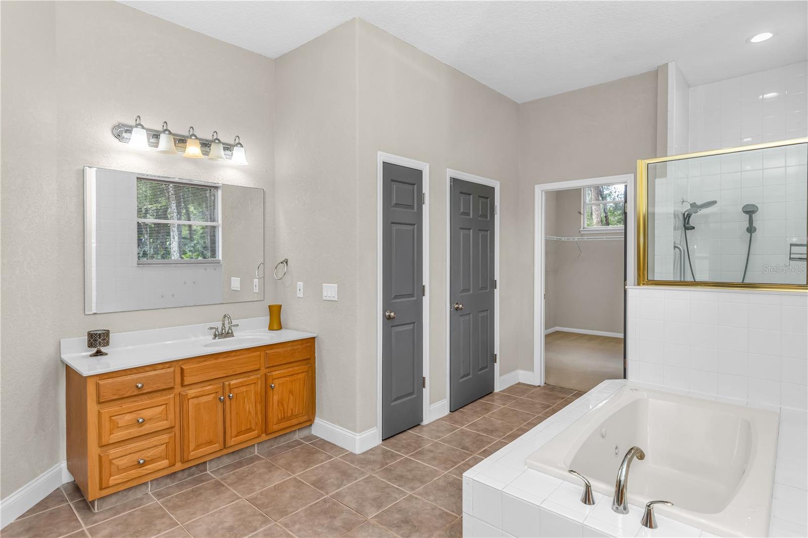 2250 WILMHURST RD