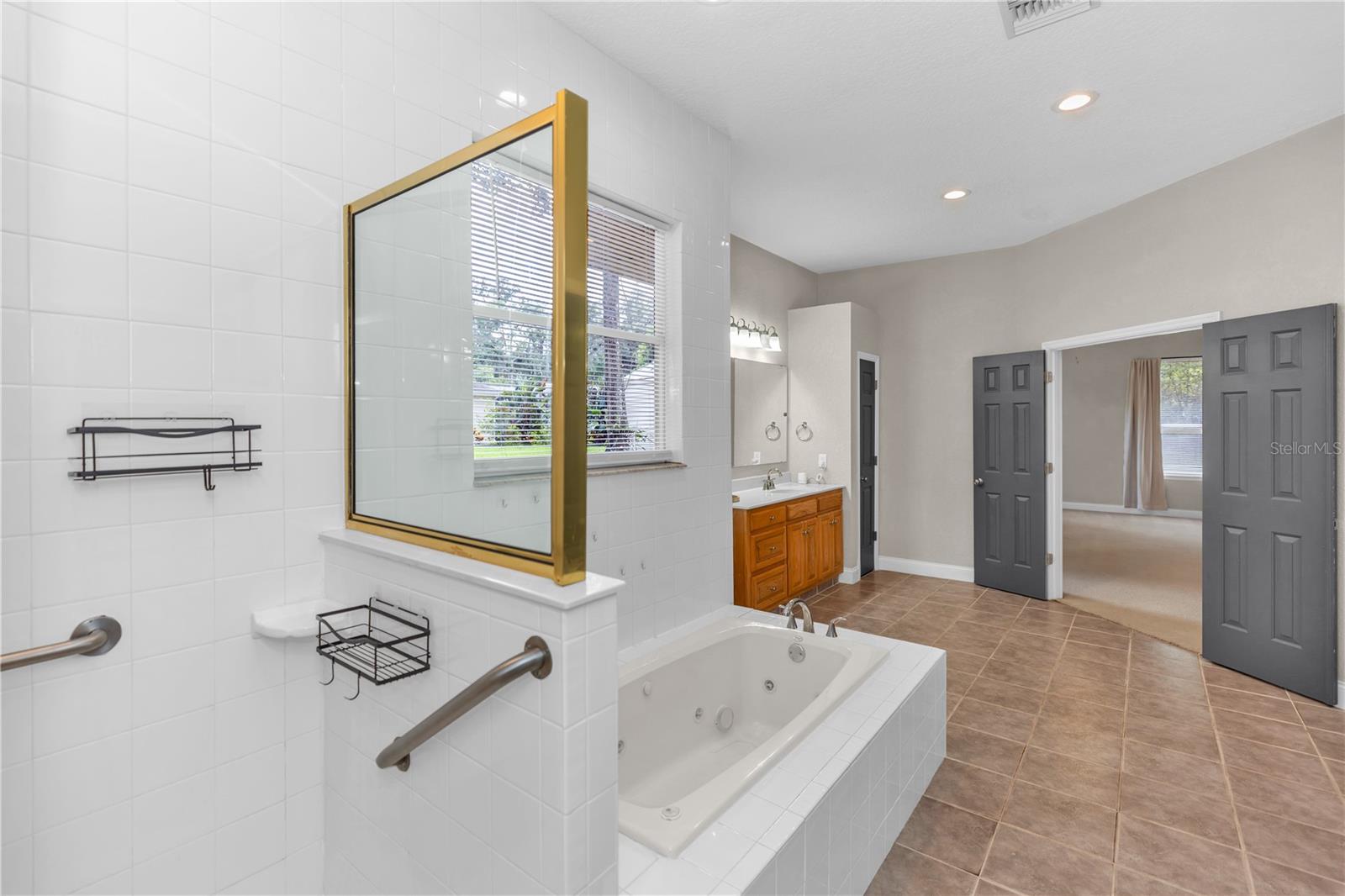 2250 WILMHURST RD