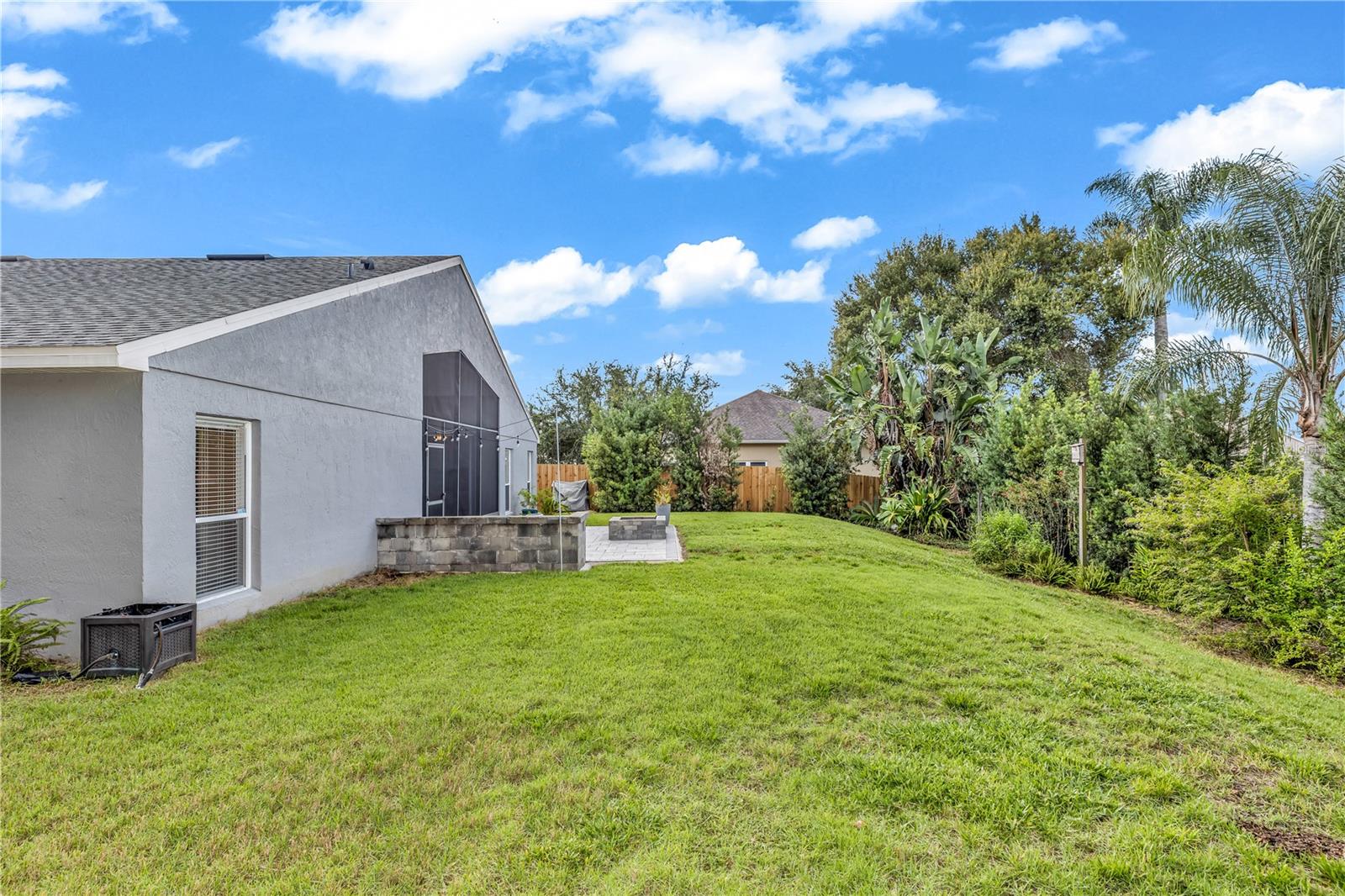 308 BOWLING GREEN CT