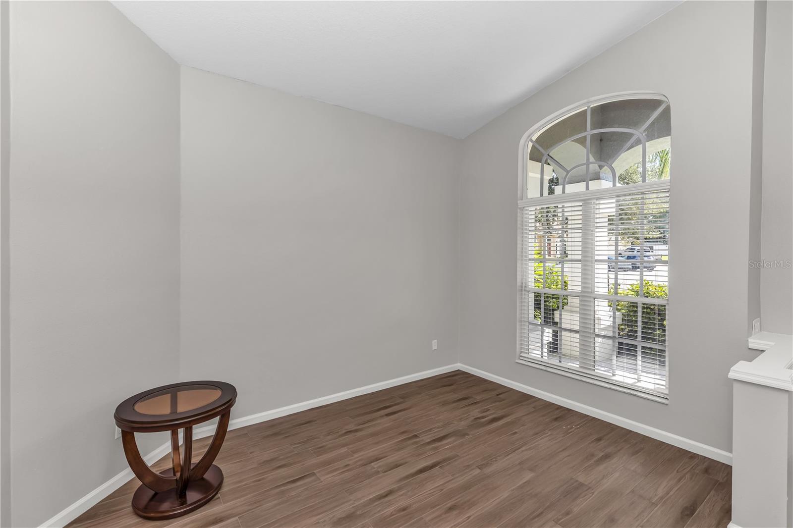 308 BOWLING GREEN CT