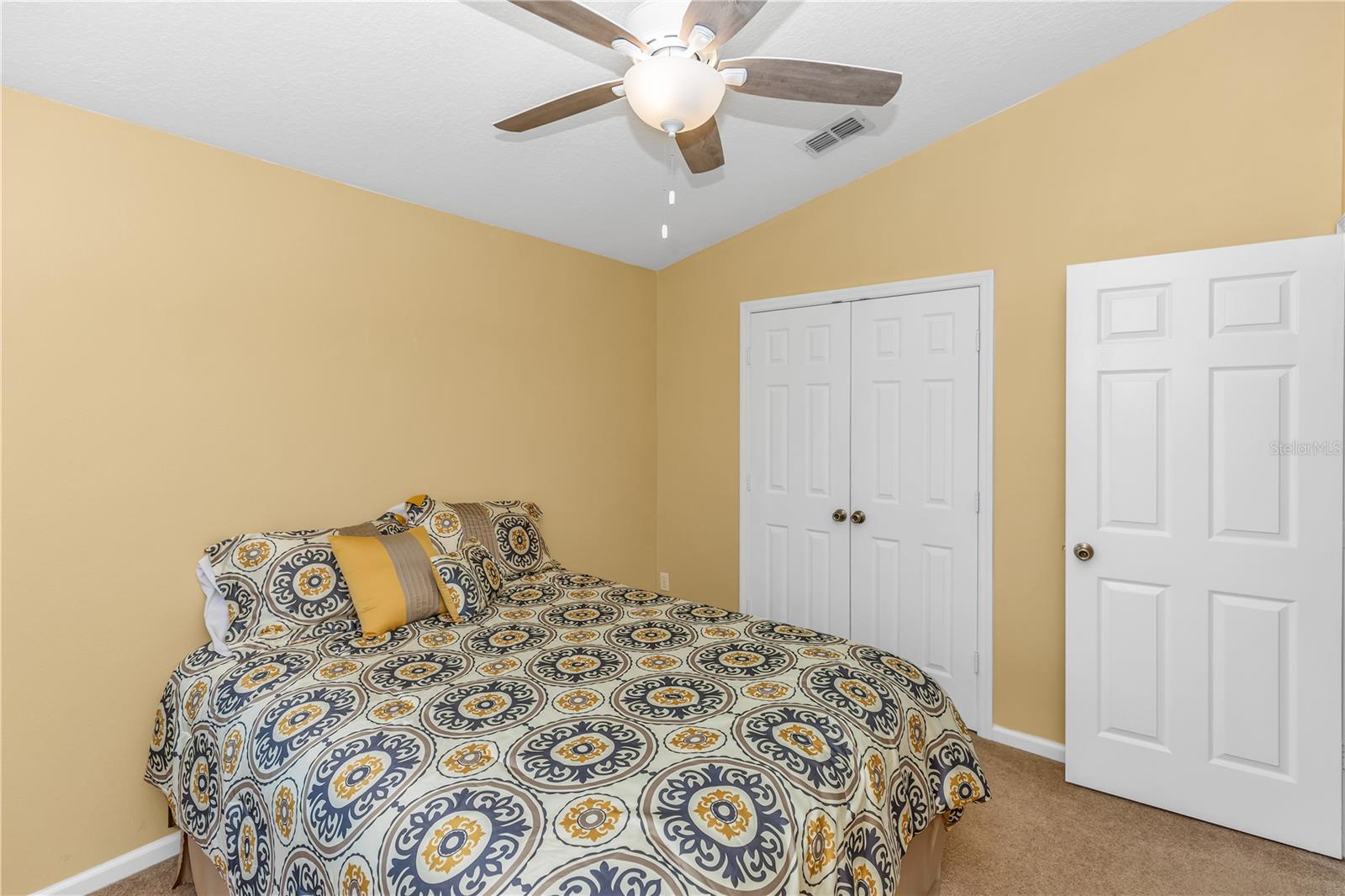 308 BOWLING GREEN CT