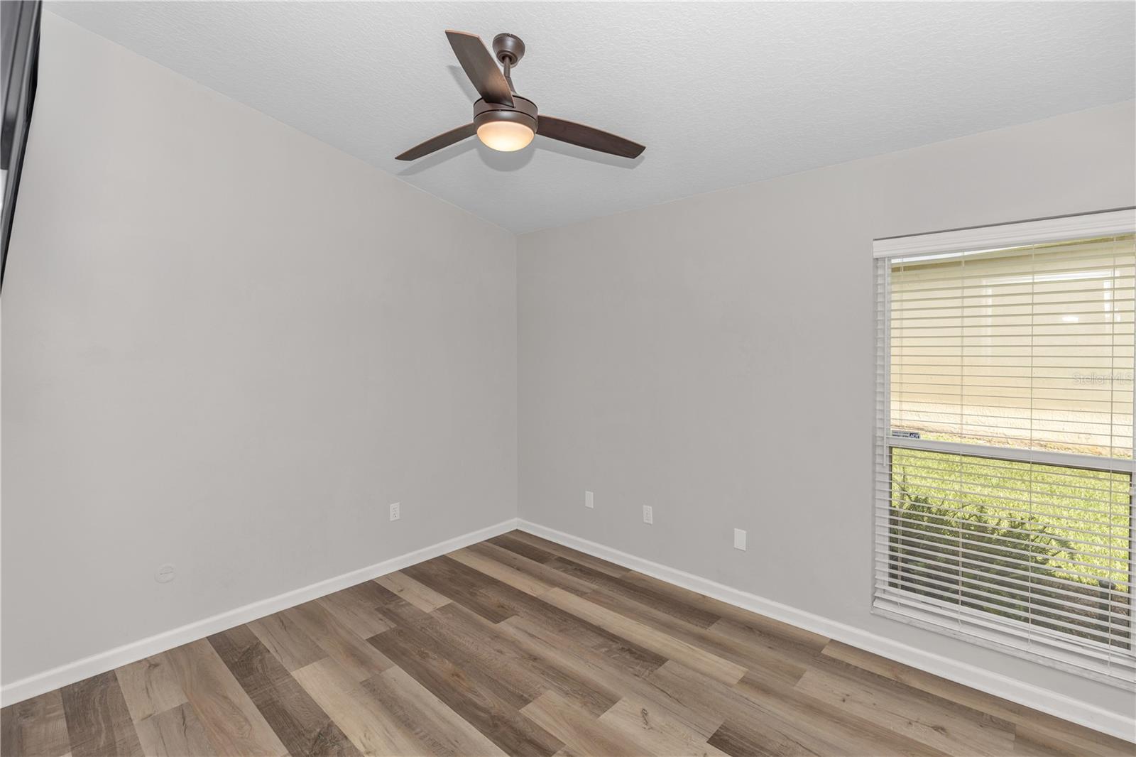 308 BOWLING GREEN CT