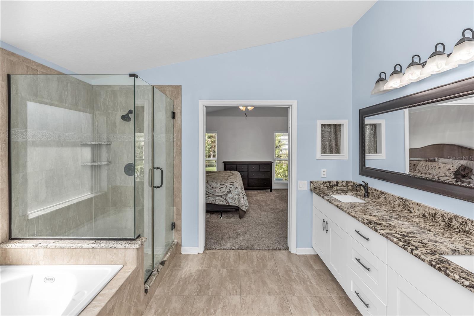 308 BOWLING GREEN CT