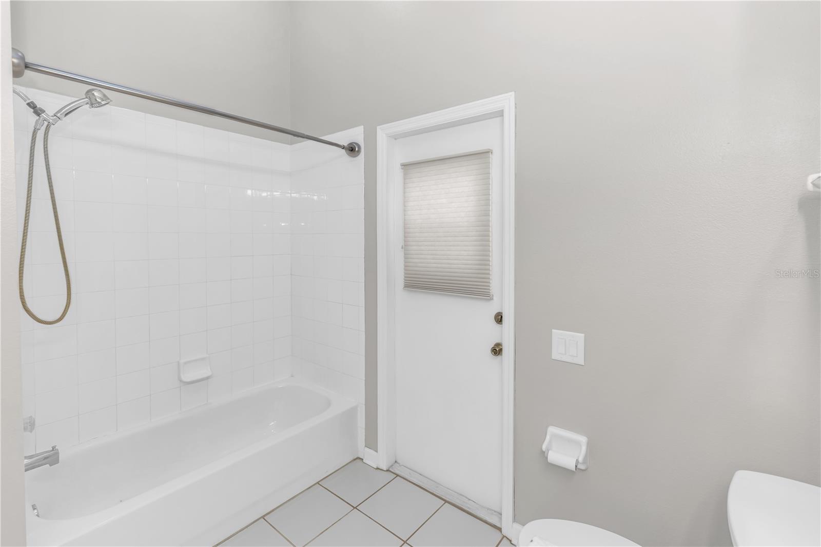 308 BOWLING GREEN CT