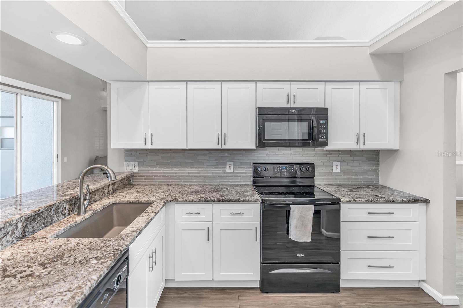 308 BOWLING GREEN CT