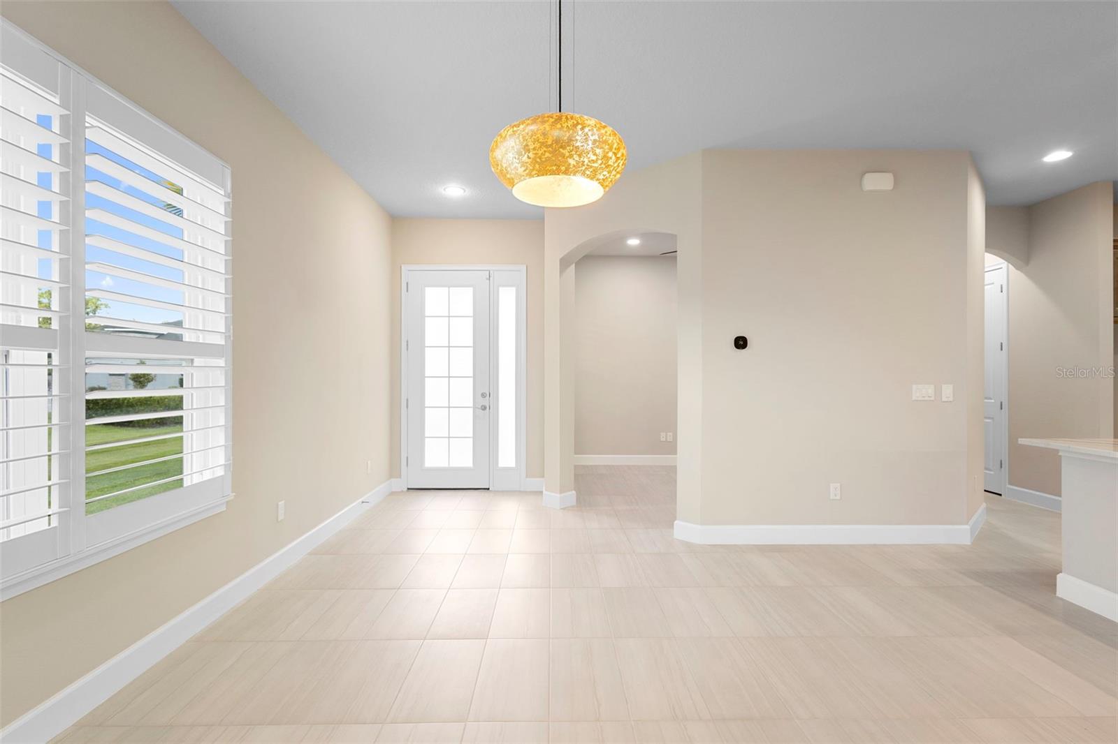 131 LONGRIDGE LN