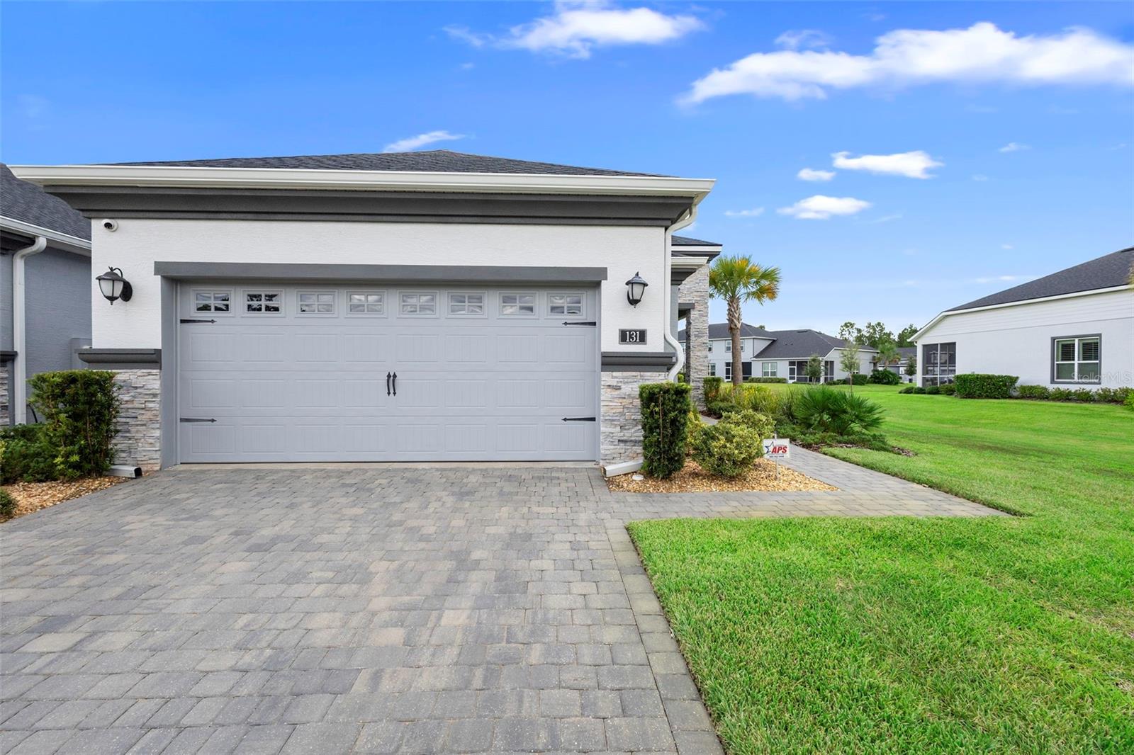 131 LONGRIDGE LN