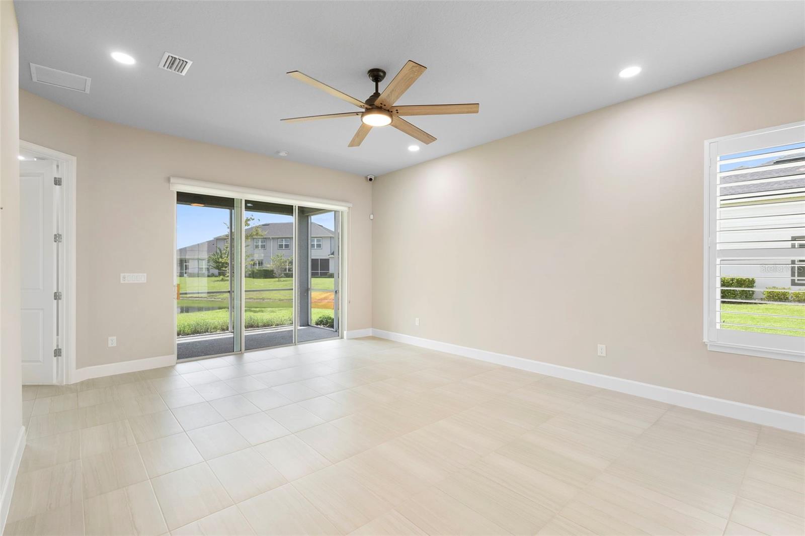 131 LONGRIDGE LN