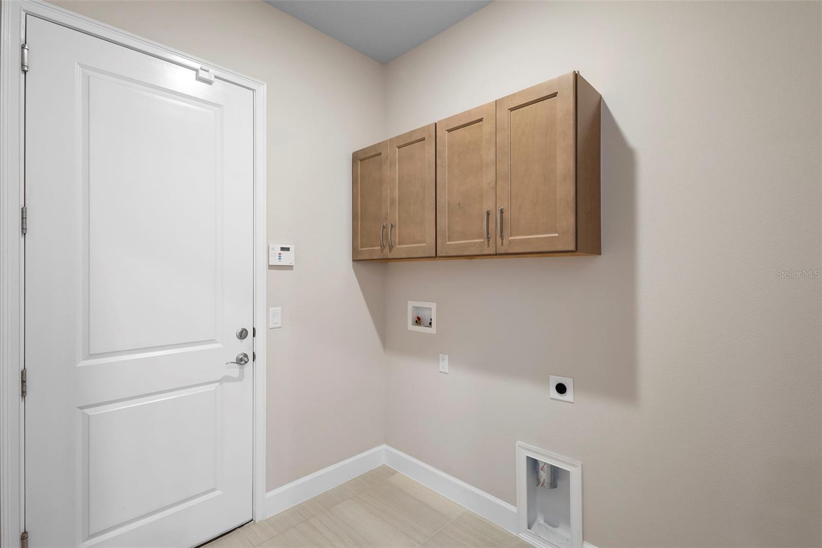 131 LONGRIDGE LN