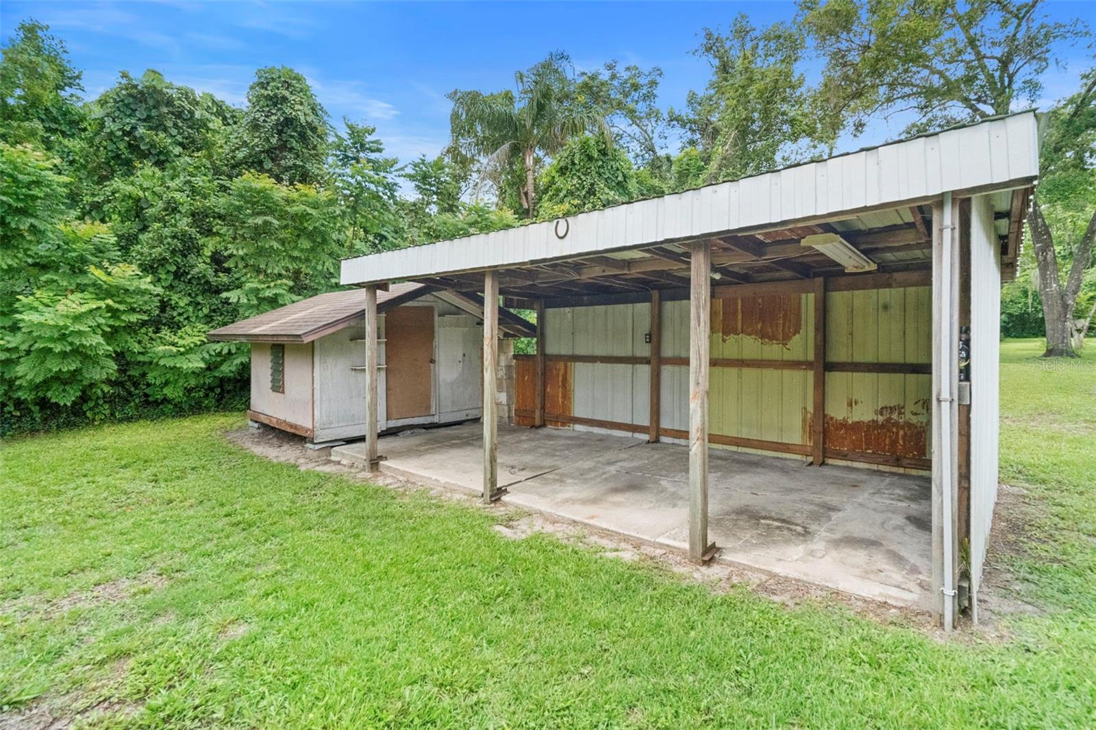 753 GLENWOOD RD