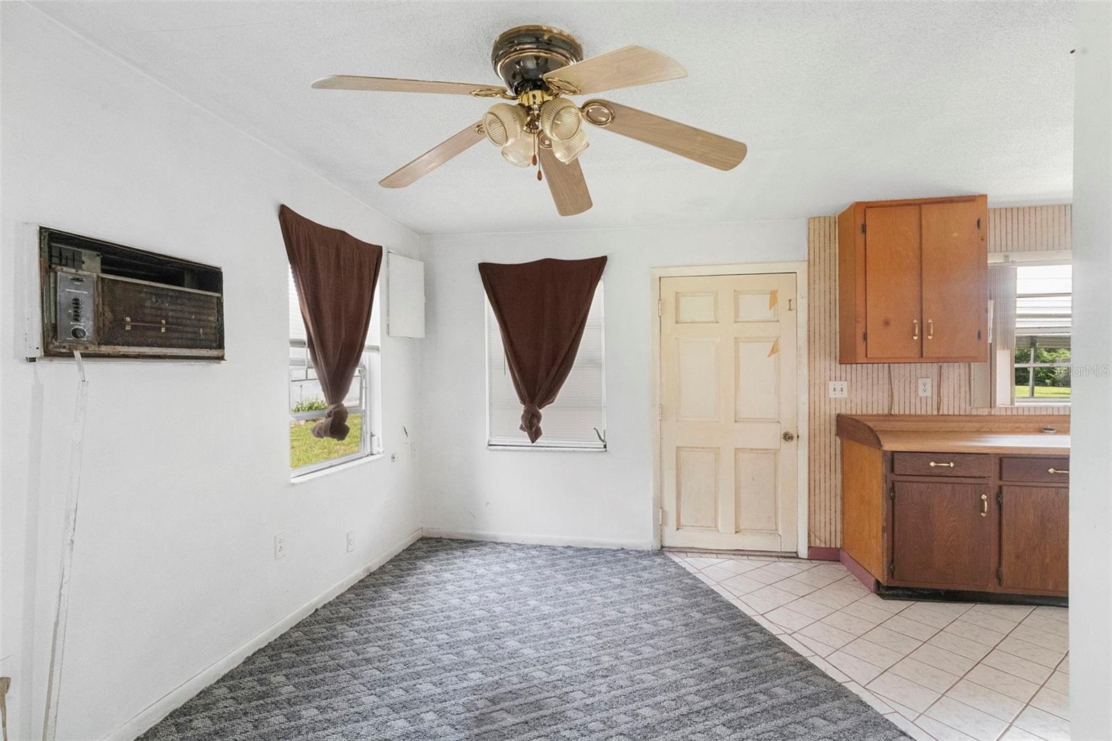 753 GLENWOOD RD
