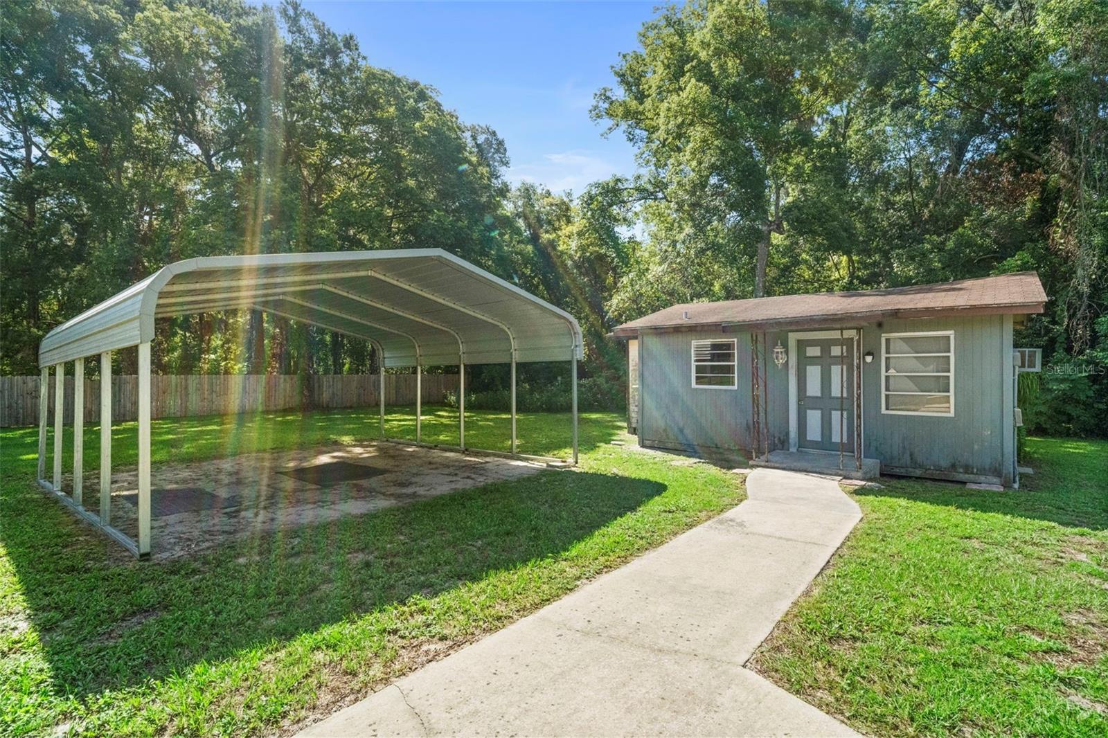 753 GLENWOOD RD