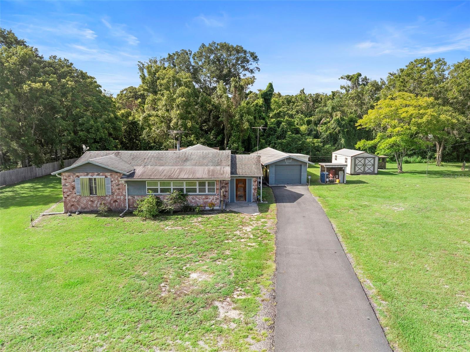 753 GLENWOOD RD