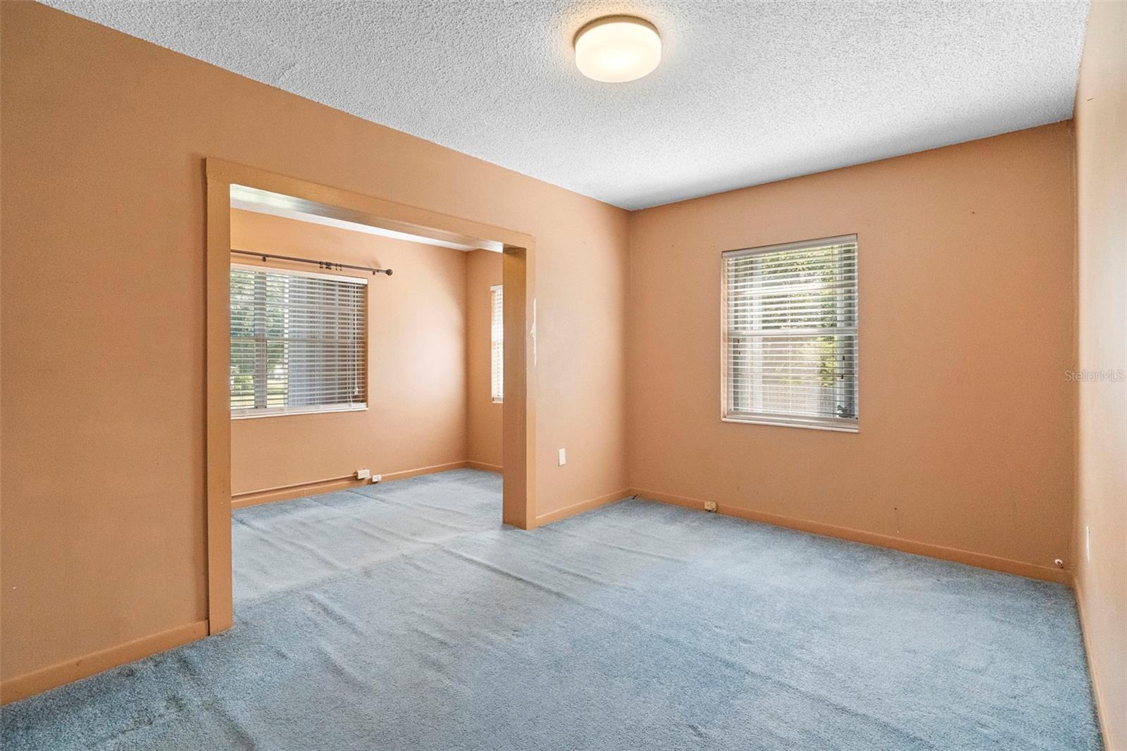 753 GLENWOOD RD