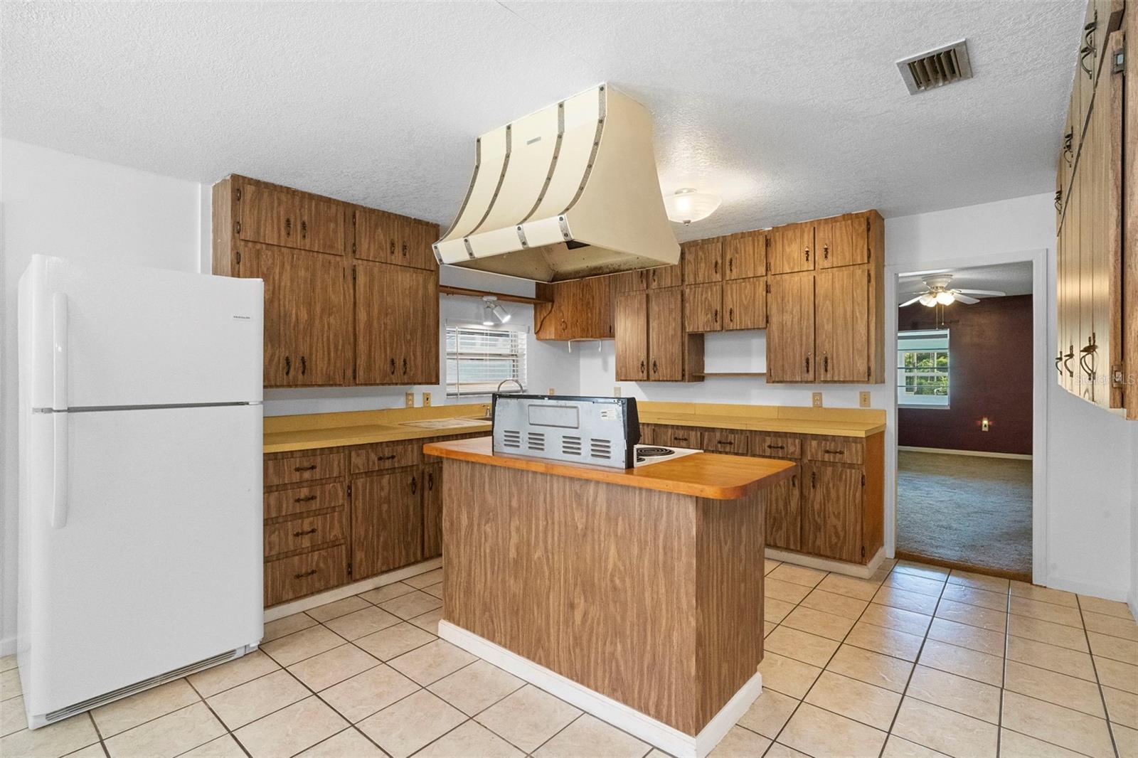 753 GLENWOOD RD