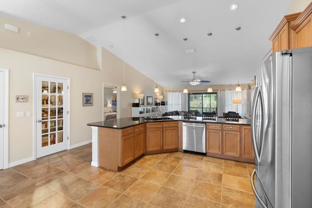 1062 GOLF VIEW ESTATES DR