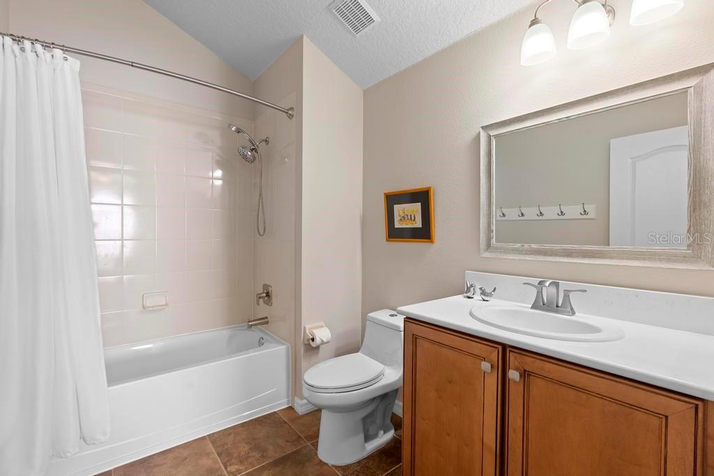 1062 GOLF VIEW ESTATES DR