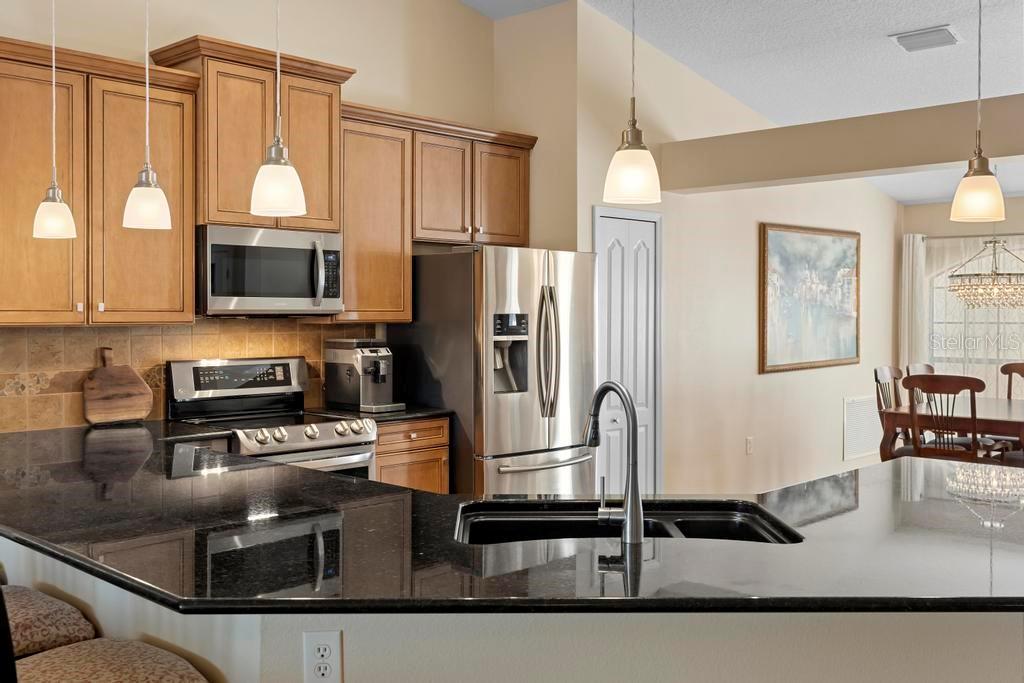 1062 GOLF VIEW ESTATES DR