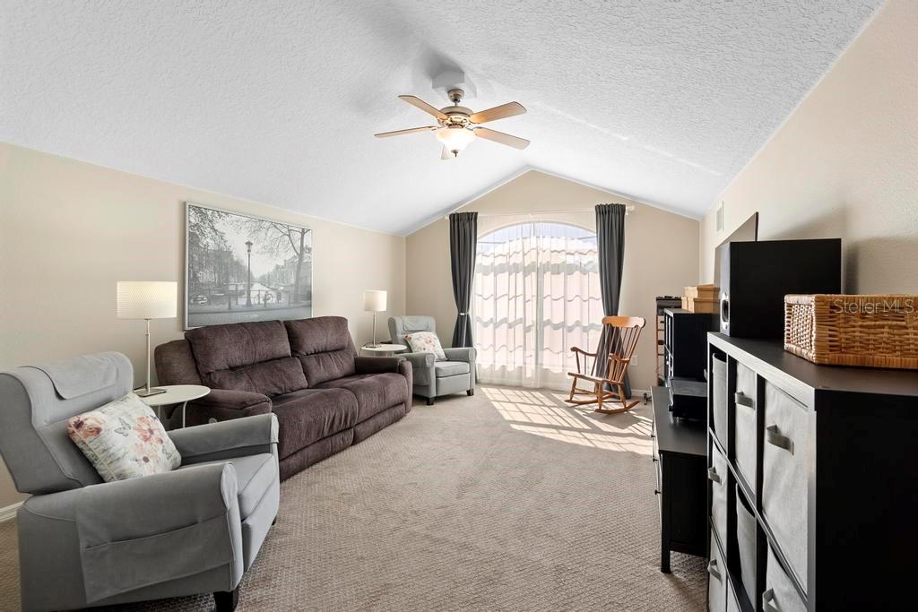 1062 GOLF VIEW ESTATES DR