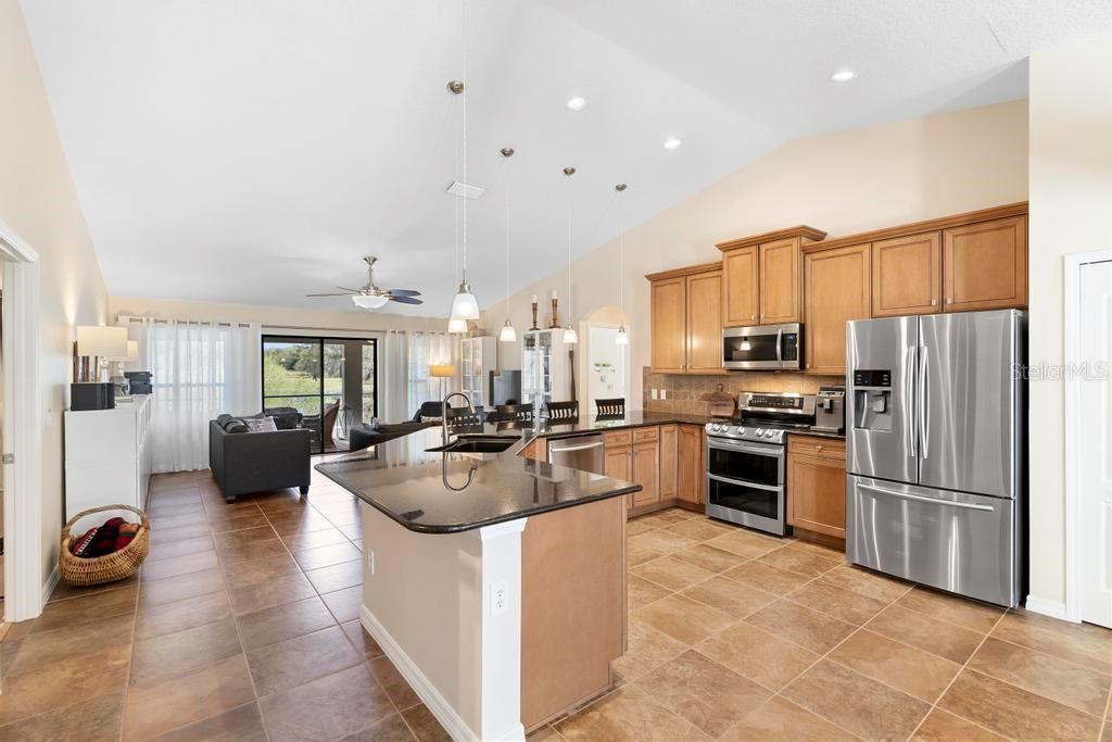 1062 GOLF VIEW ESTATES DR