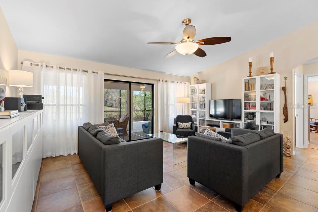 1062 GOLF VIEW ESTATES DR
