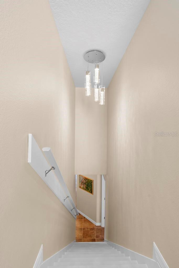 1062 GOLF VIEW ESTATES DR