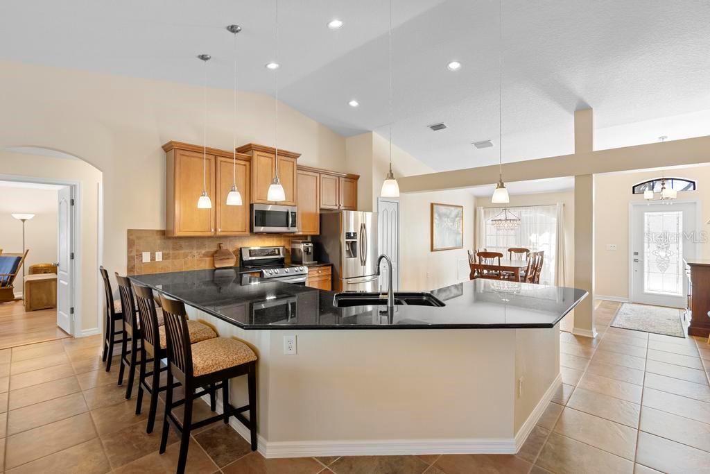 1062 GOLF VIEW ESTATES DR