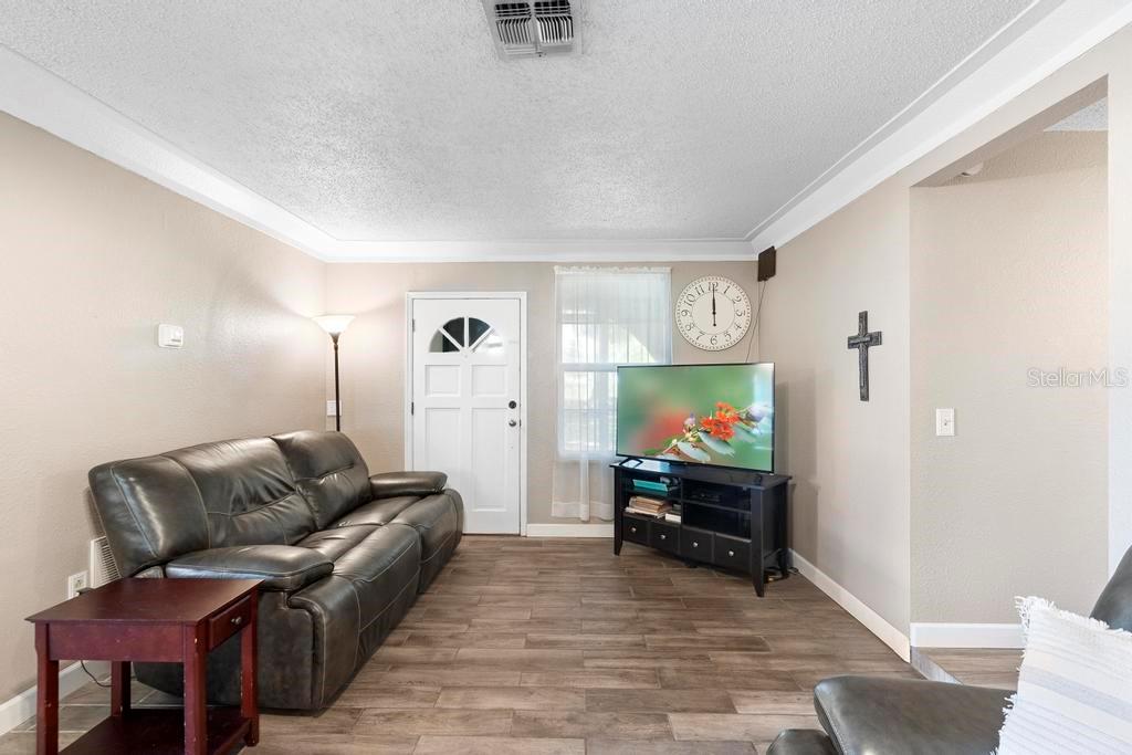 4145 RAMBLER AVE