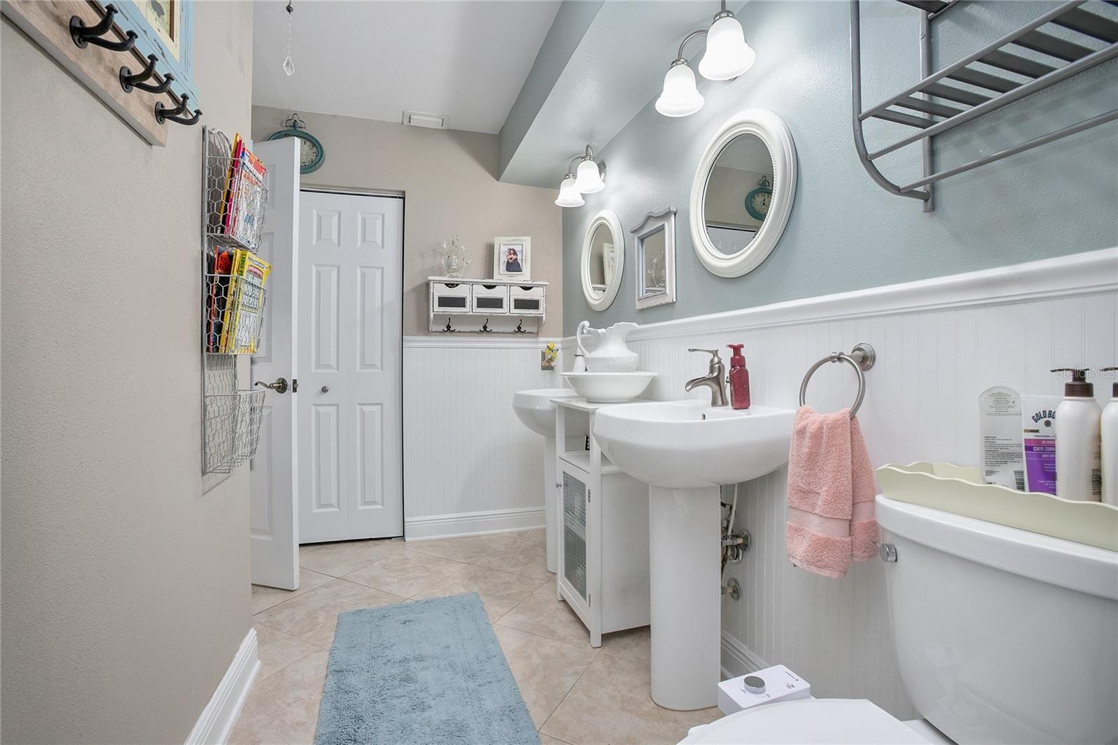 955 EASTRIDGE DR #7P