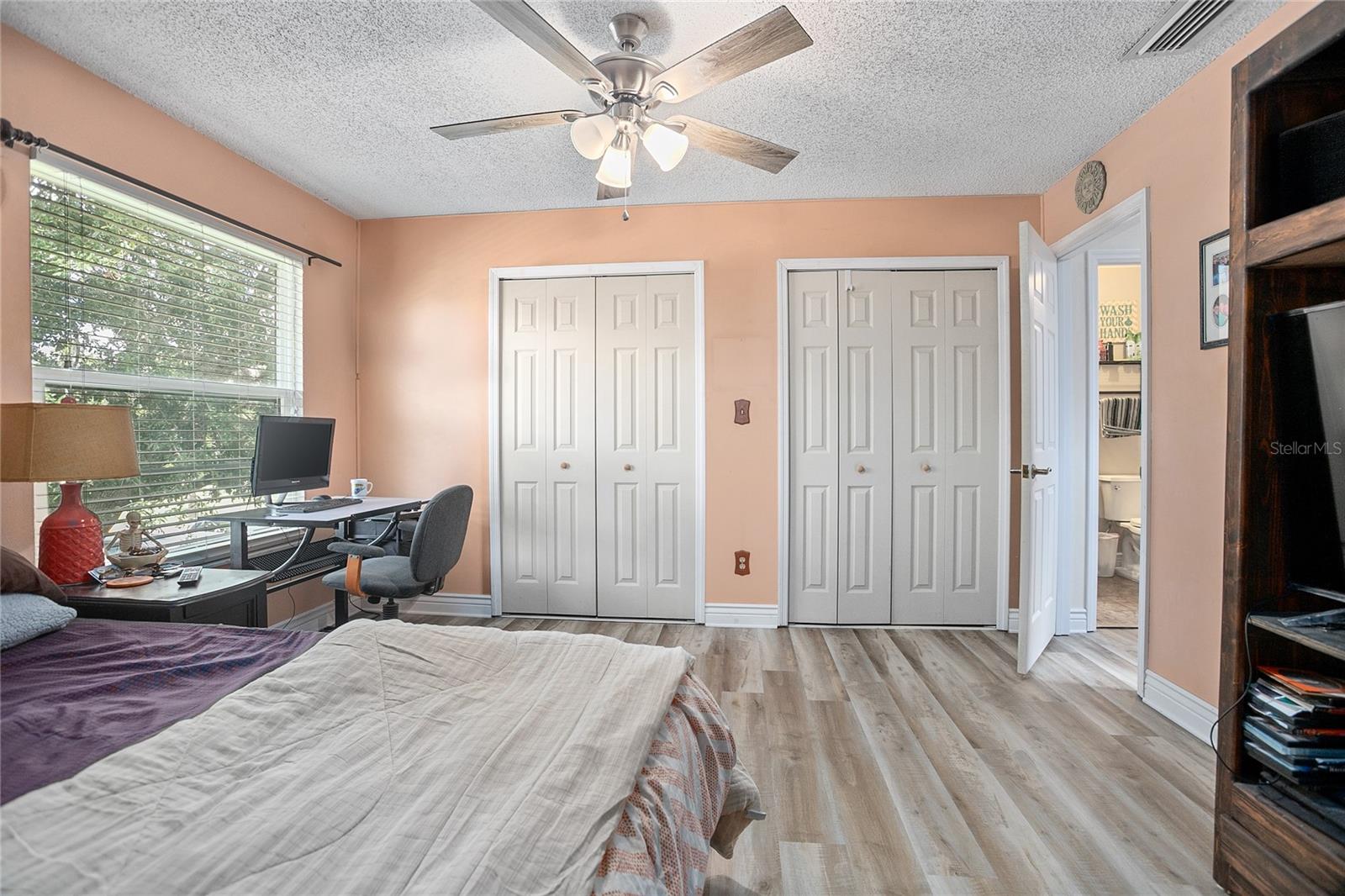 955 EASTRIDGE DR #7P