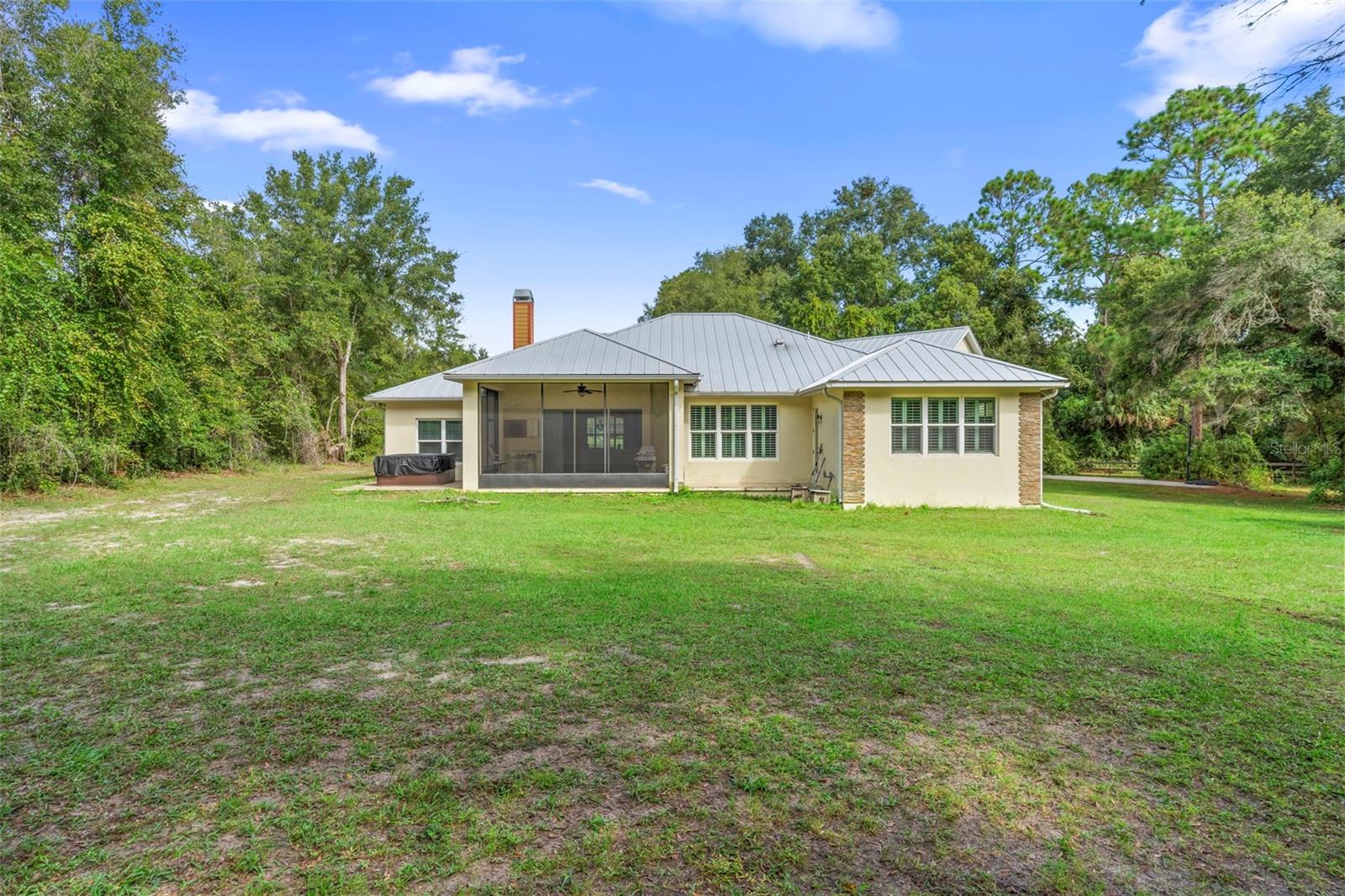 1806 GLENWOOD OAKS LN