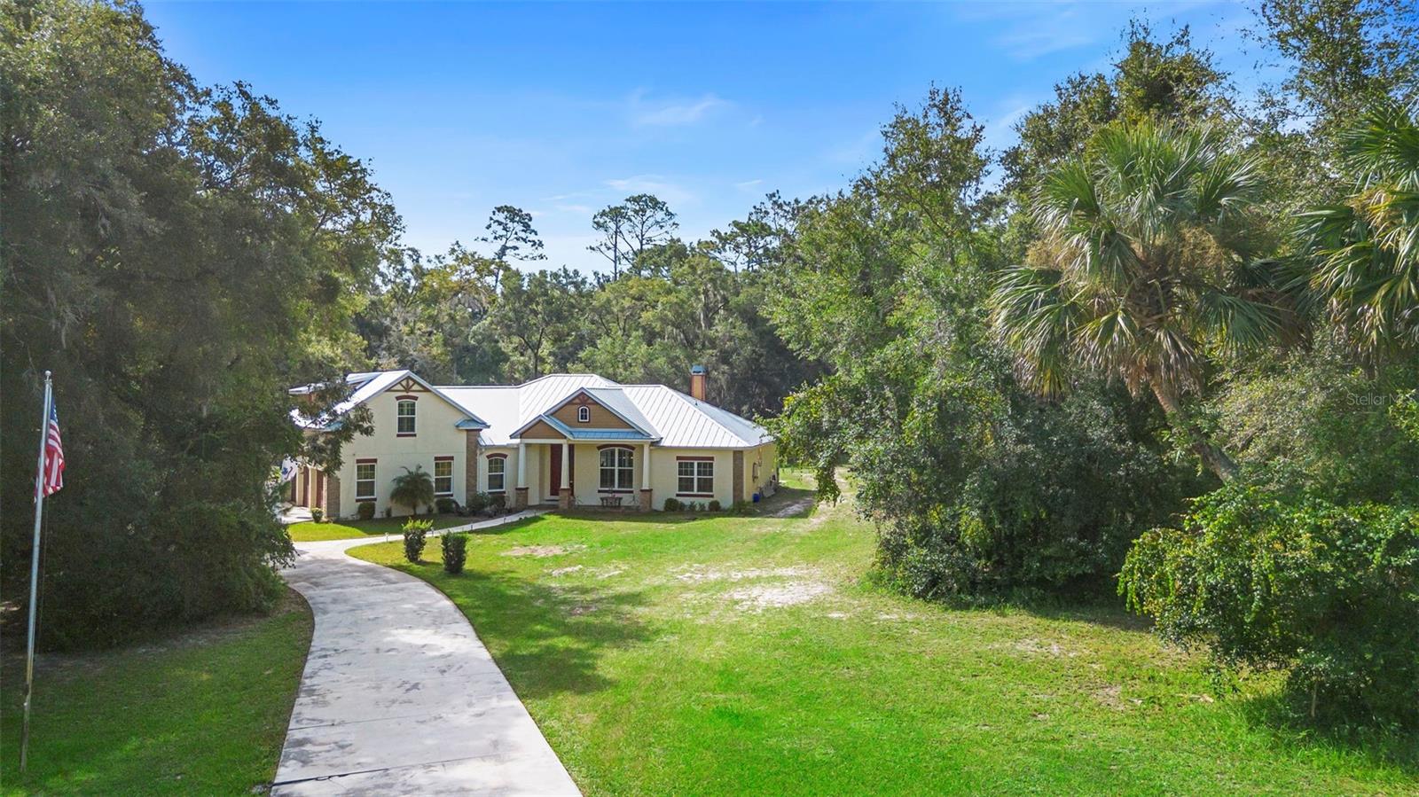 1806 GLENWOOD OAKS LN