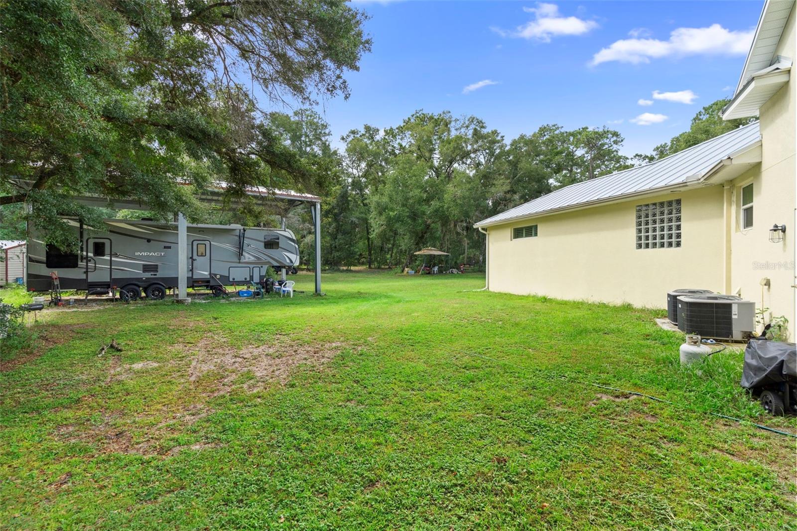 1806 GLENWOOD OAKS LN
