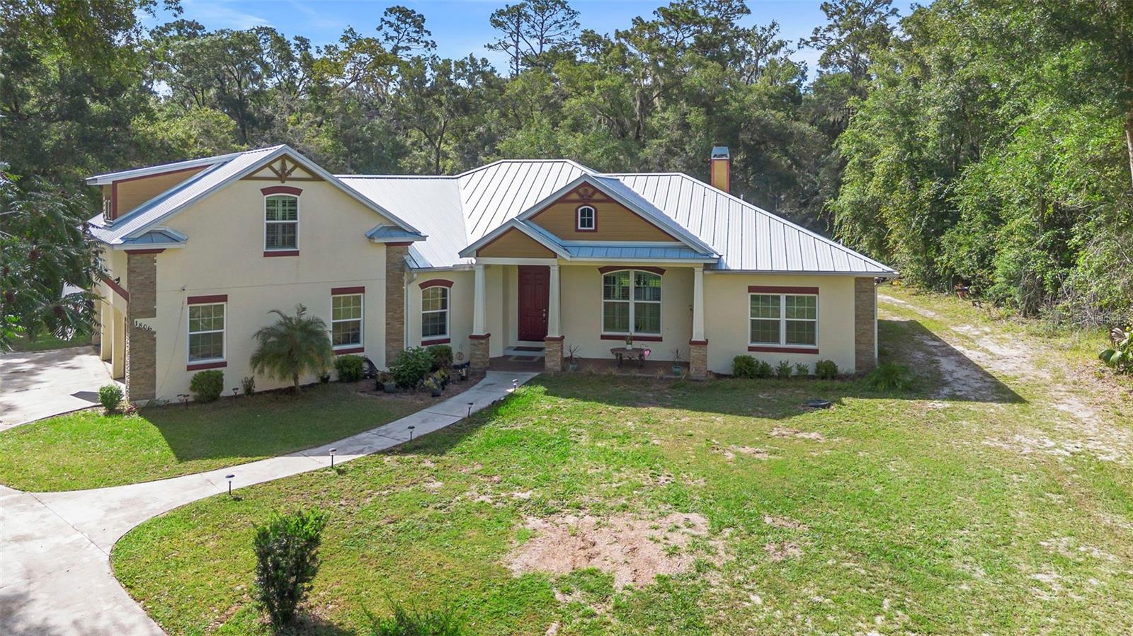 1806 GLENWOOD OAKS LN