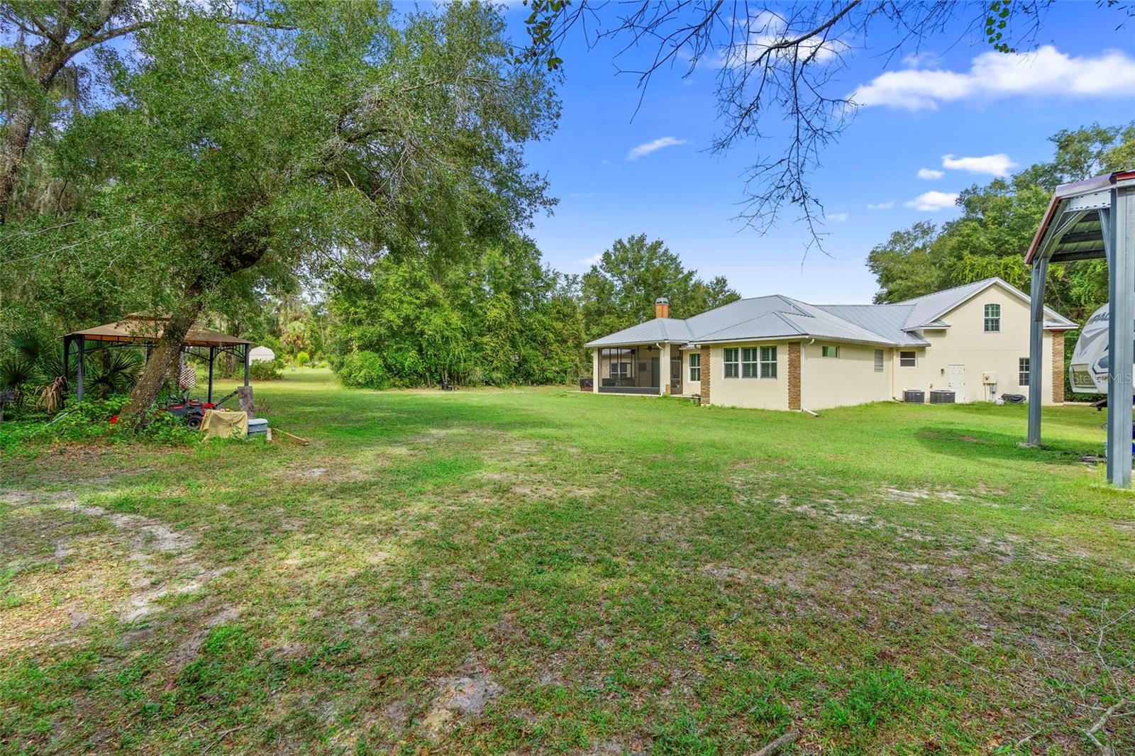 1806 GLENWOOD OAKS LN