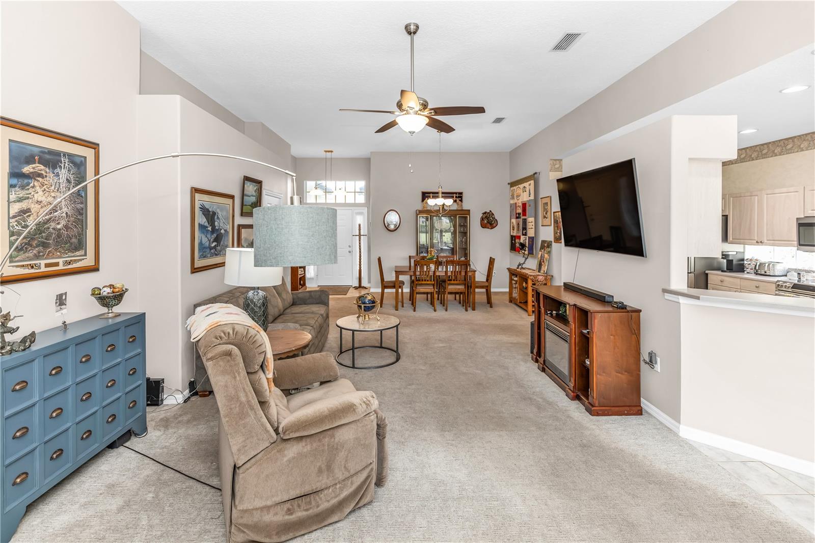 455 FOXHILL DR