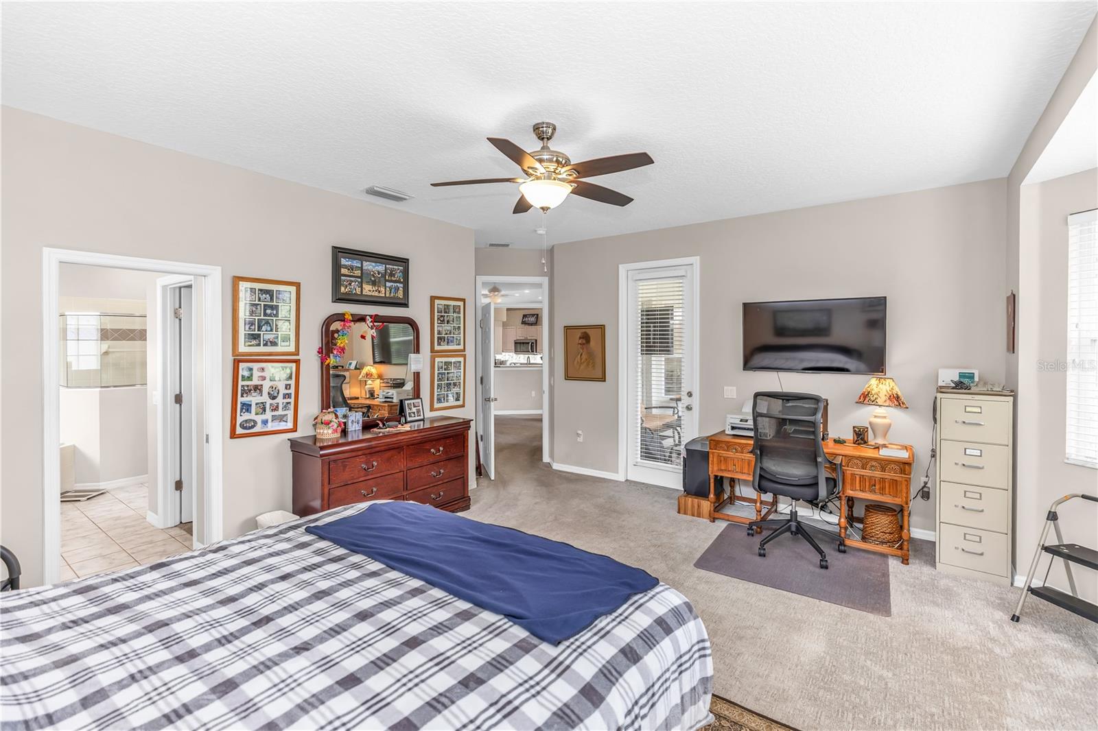 455 FOXHILL DR