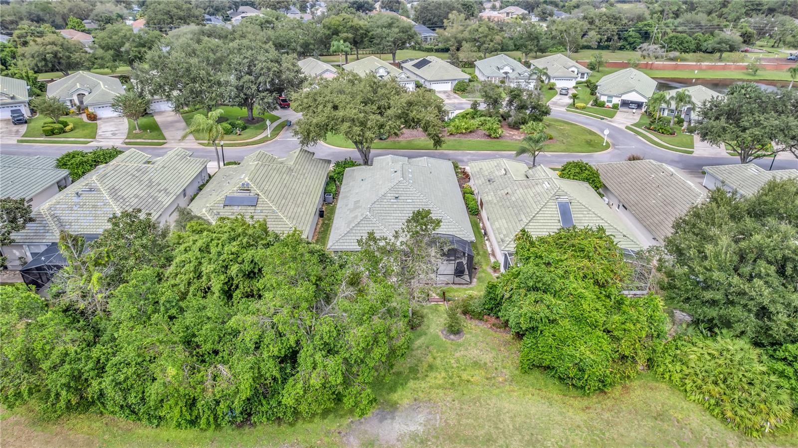 455 FOXHILL DR