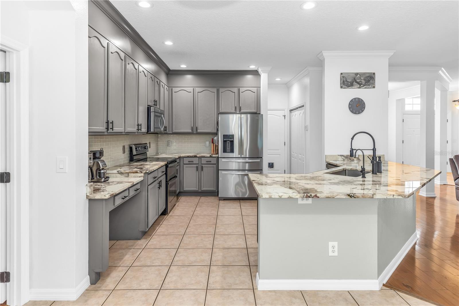 118 CEDAR SPRINGS CIR