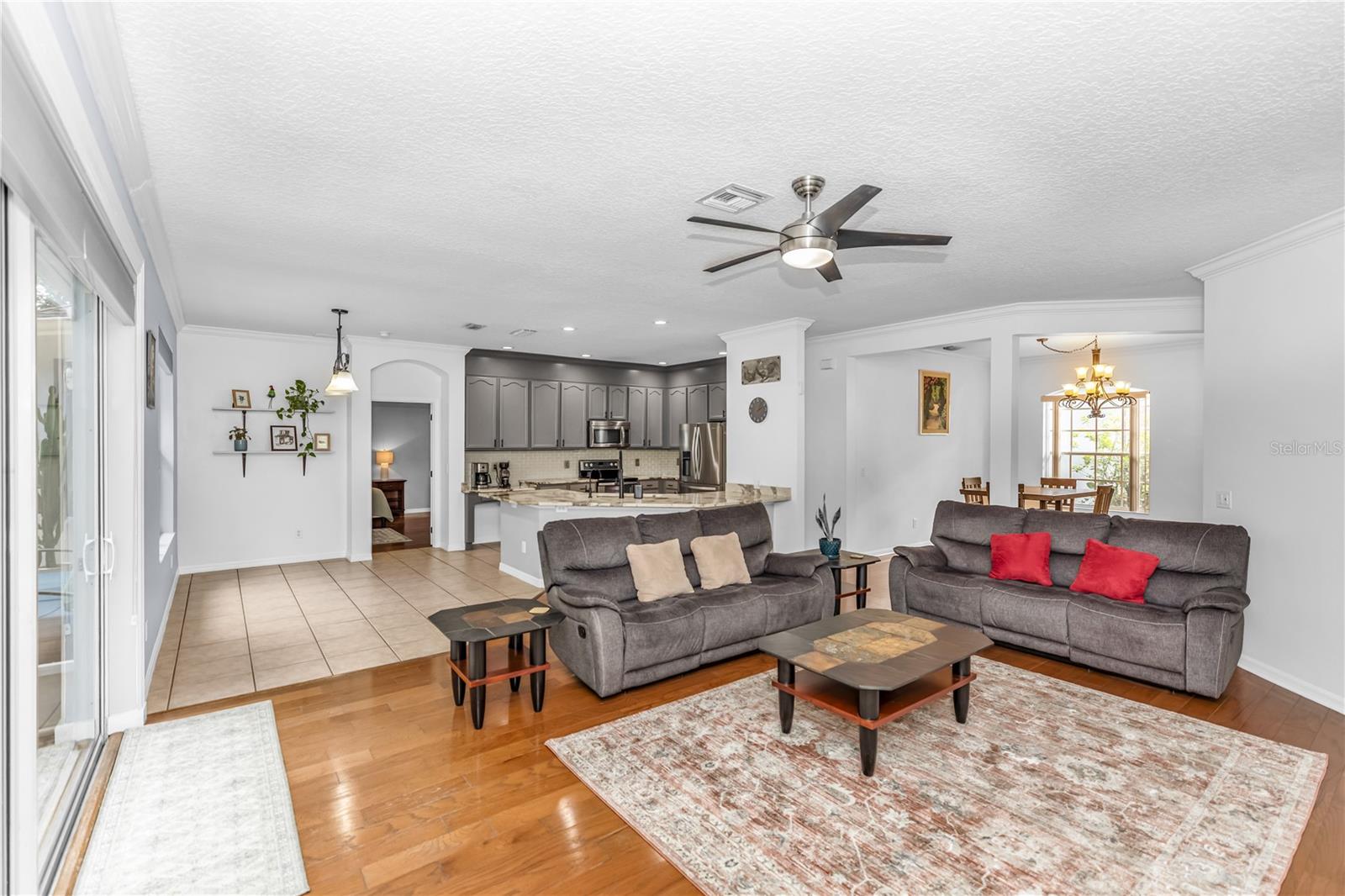 118 CEDAR SPRINGS CIR