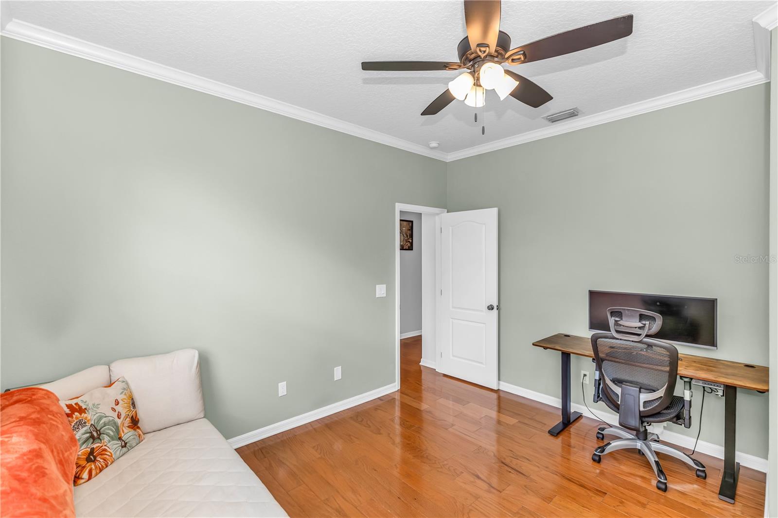 118 CEDAR SPRINGS CIR
