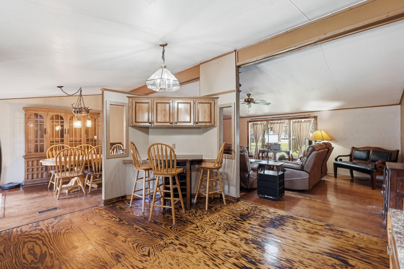 415 GOBBLERS LODGE RD